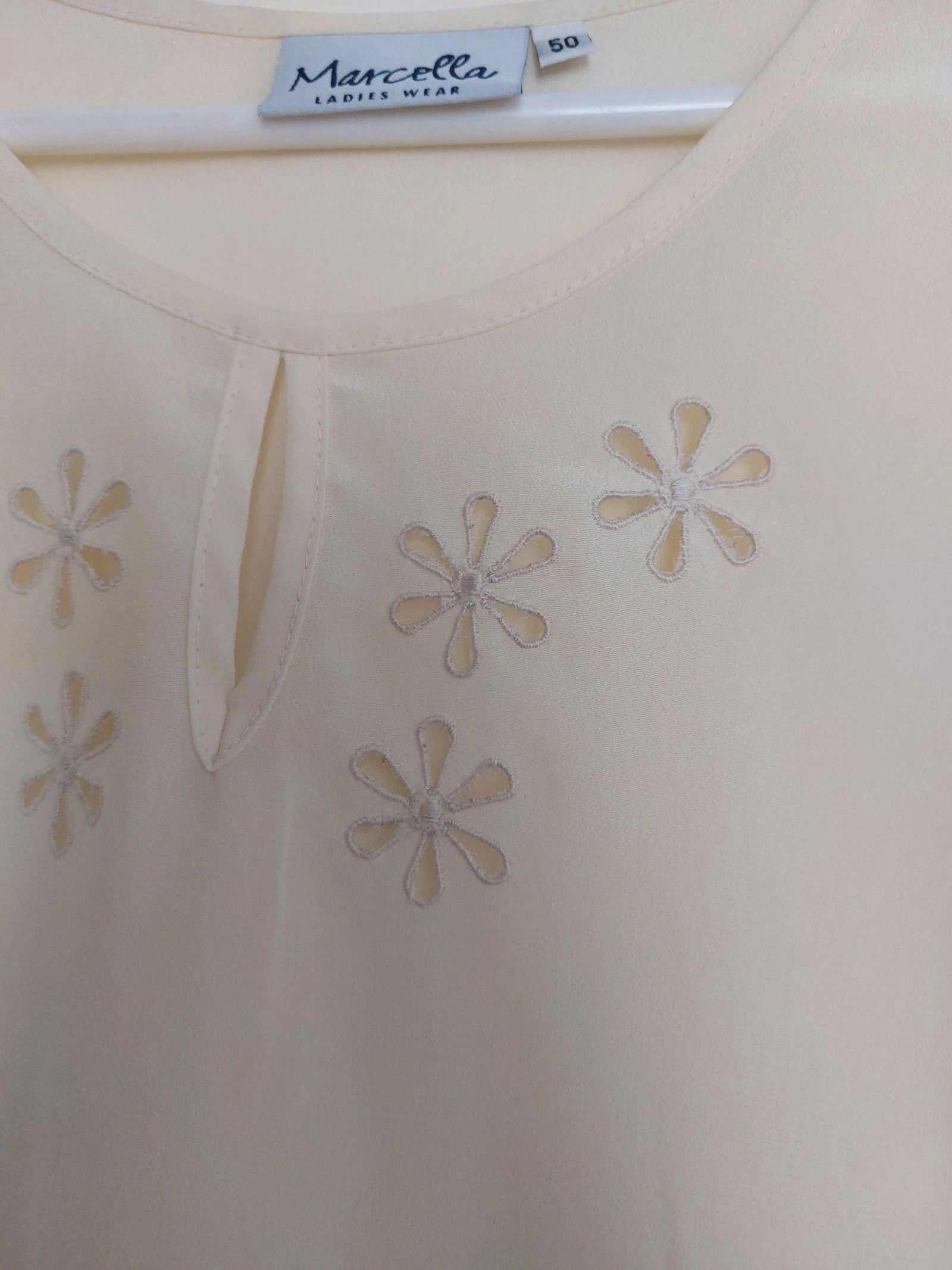 Top sin mangas de color crudo de Marcella – 50 – photo 2
